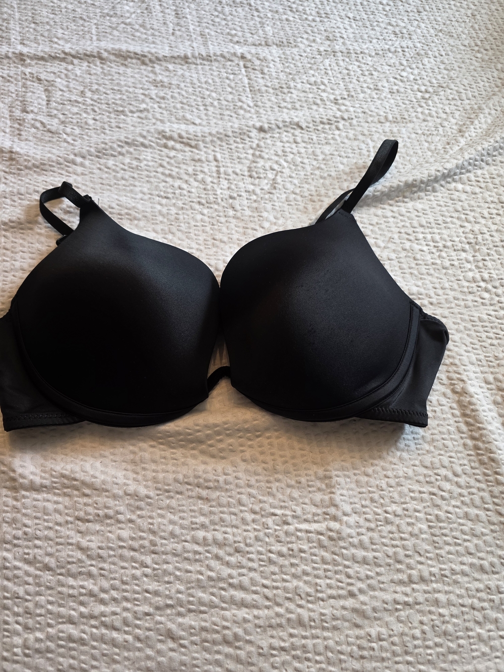 Black T-Shirt Bra - Smooth Everyday Support Low Cut Style 38DD